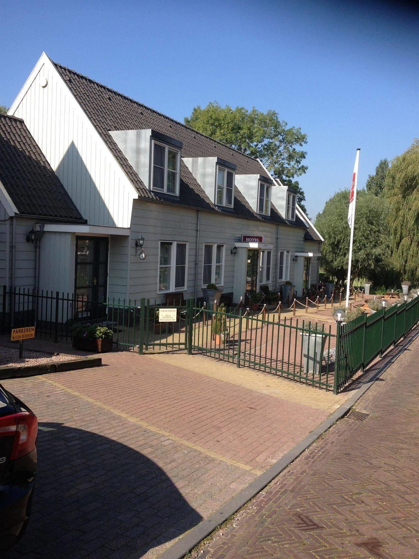 Amsterdam Village Hotel 외부 사진