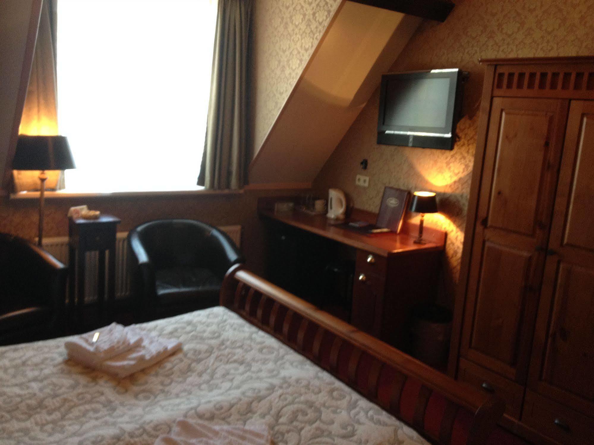 Amsterdam Village Hotel 외부 사진