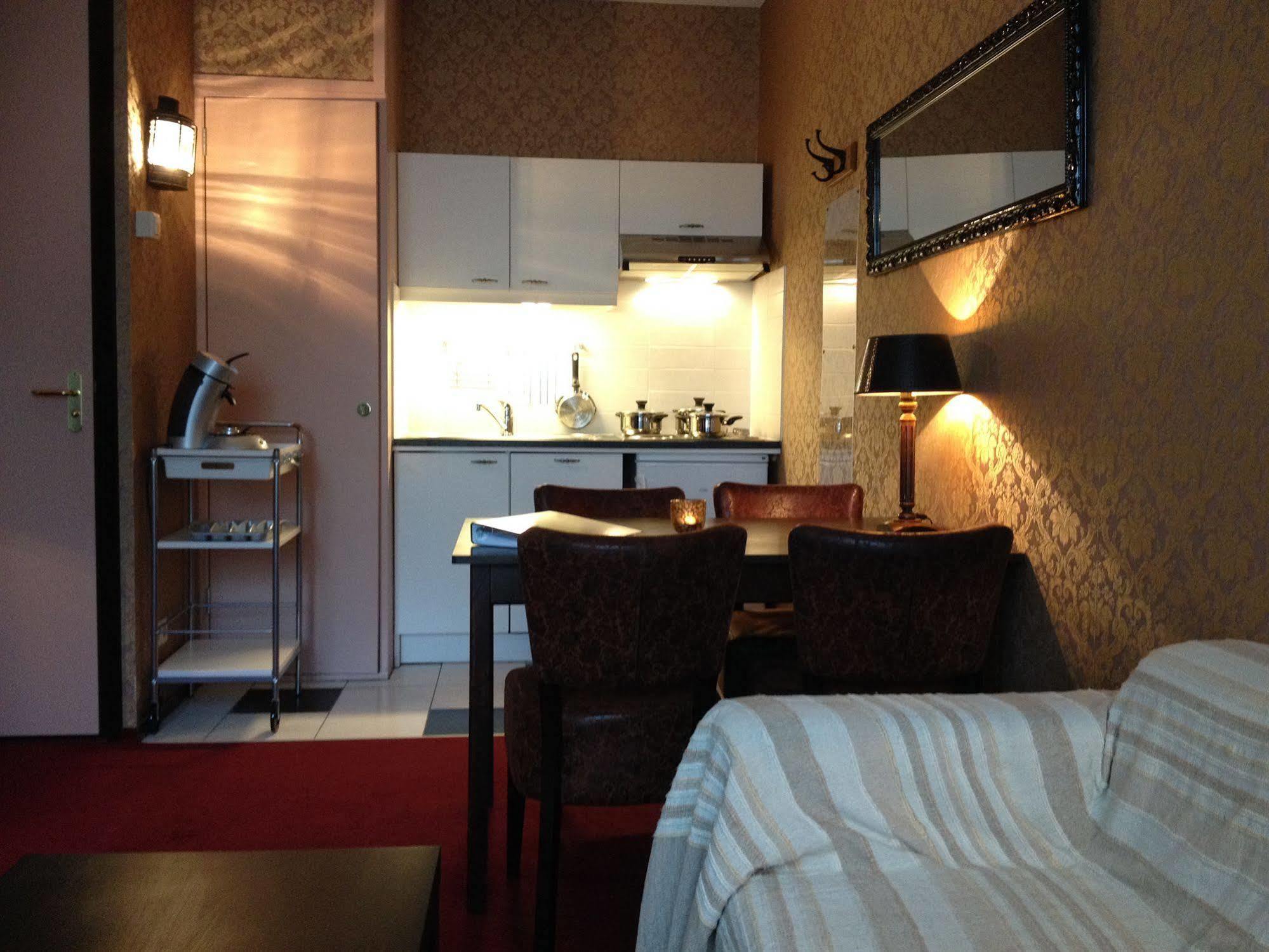 Amsterdam Village Hotel 외부 사진