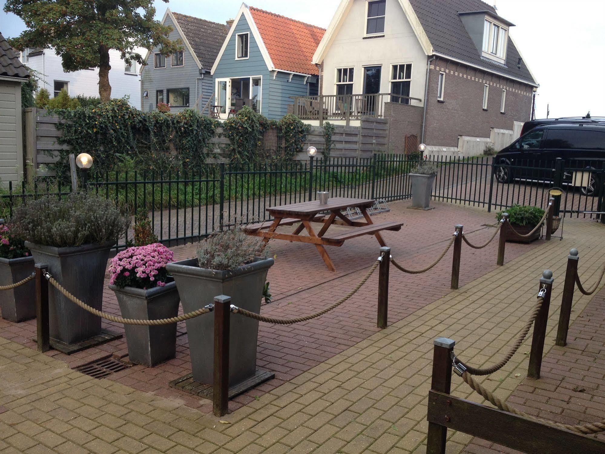 Amsterdam Village Hotel 외부 사진